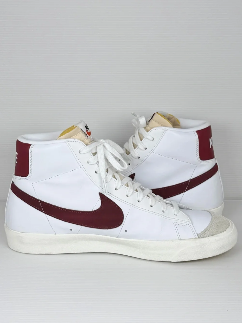 Nike Blazer Mid ‘77 Vintage White Team Red Sneakers Men’s 11.5 BQ6806-111